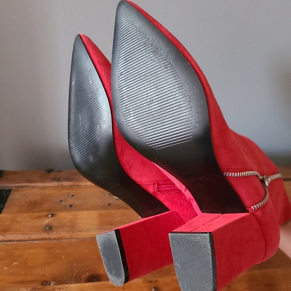 Nine West Stylish Fashion Trendy Red "Glorya" Heeled Ankle Boots size 10 - Picture 6 of 7